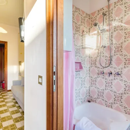 Il Rifugio - Town Center - Happy